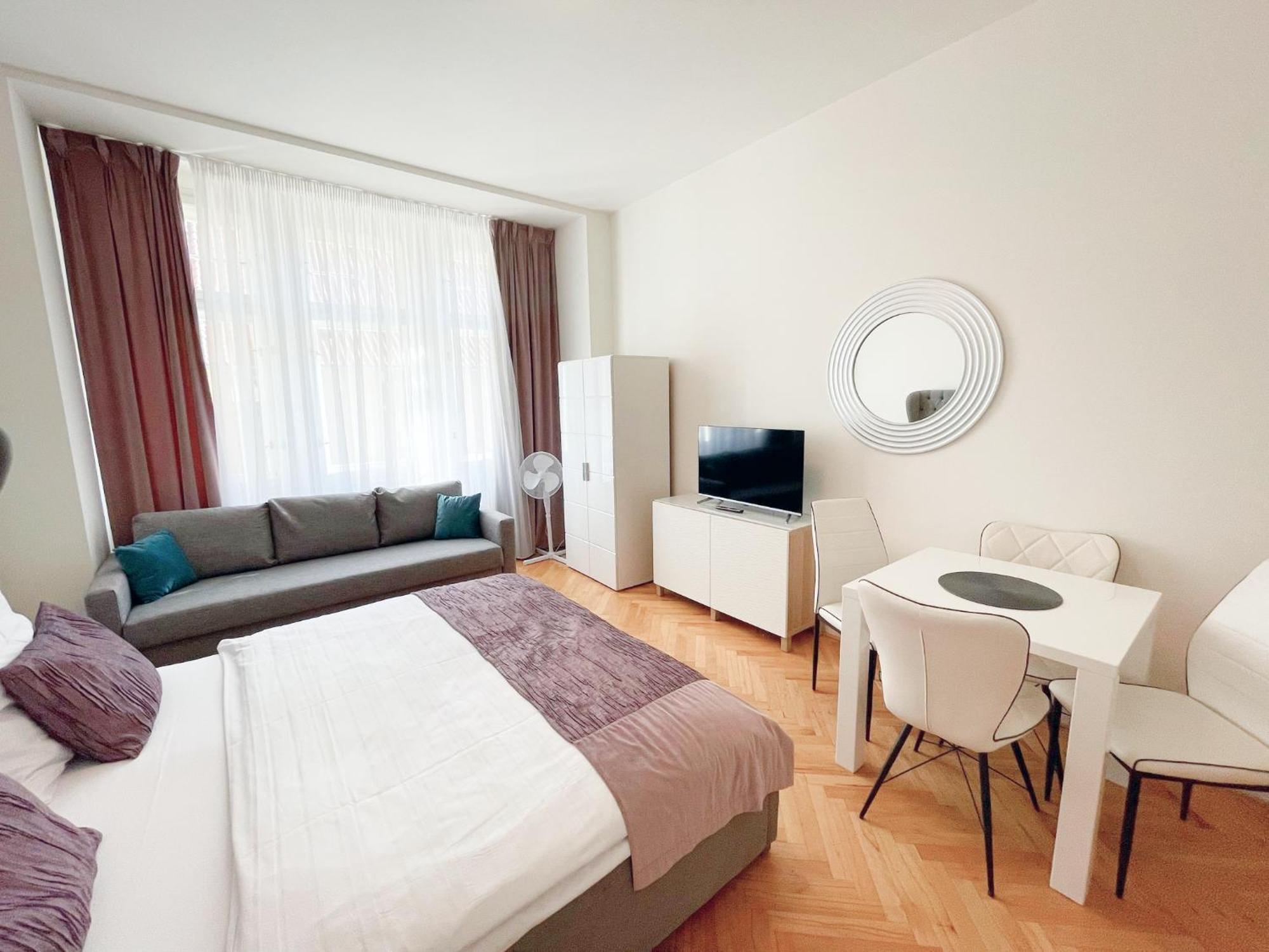 Gold Art Apartments Praha Bagian luar foto