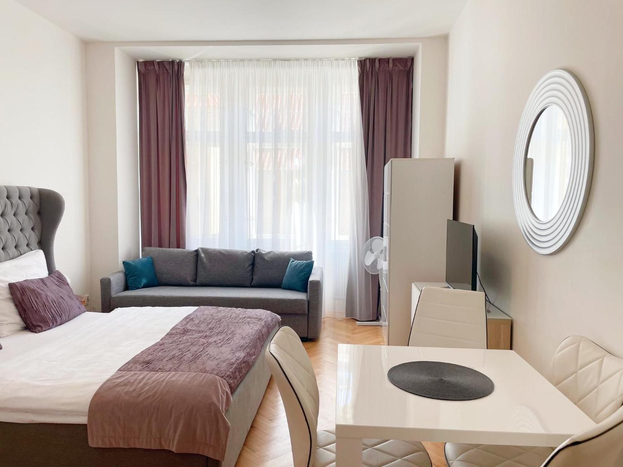 Gold Art Apartments Praha Bagian luar foto