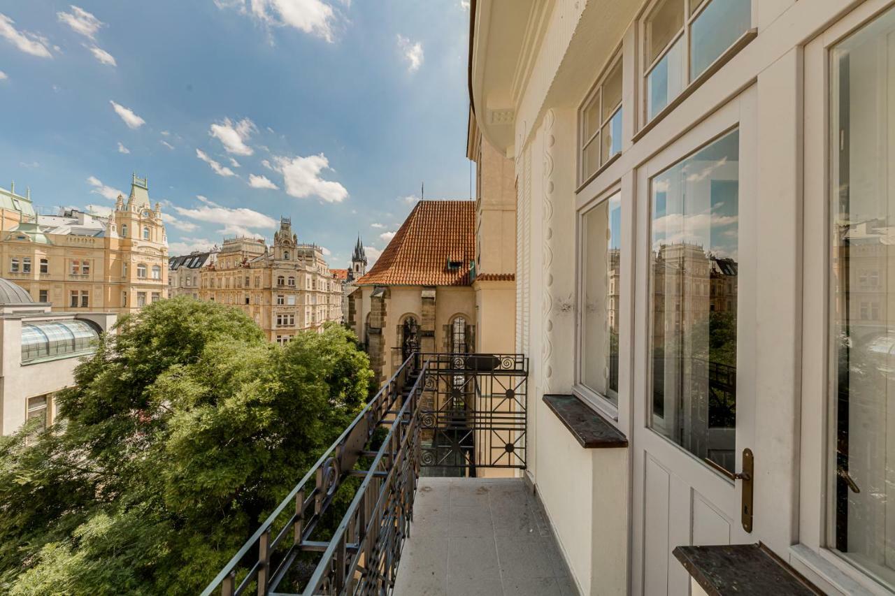 Gold Art Apartments Praha Bagian luar foto